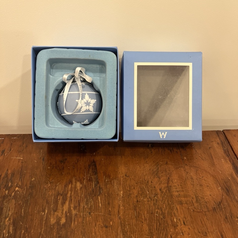 Wedgwood Jasperware Star Relief Blue Ball Ornament — SKU 58020008044